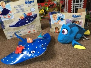 finding dory mr ray toy