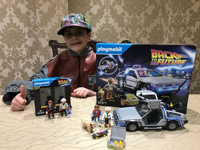 Playmobil Back to the Future – DeLorean and 1955 Marty McFly & Dr Emmet  Brown