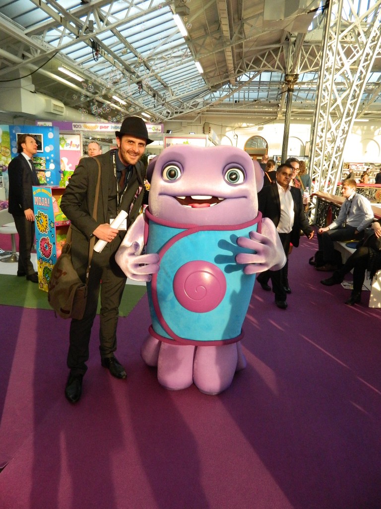 Toy Fair 2015: Dad and Yasmin meet the Characters of the Show!!!