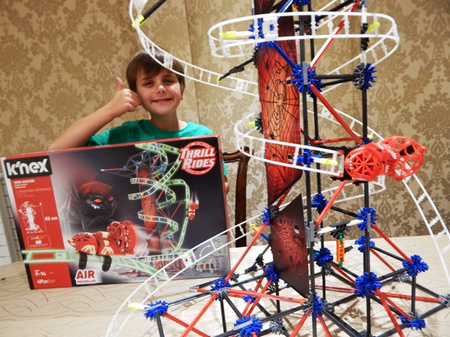 K NEX Web Weaver Roller Coaster