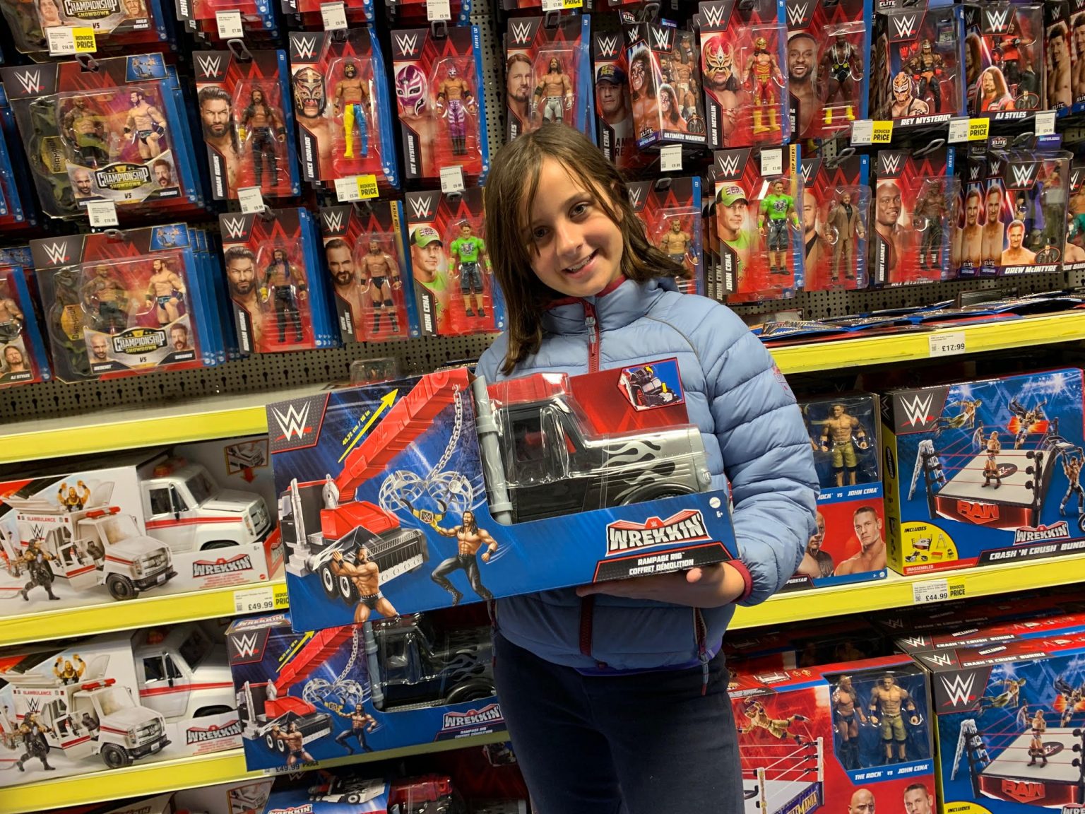 Bex checks out the Top 15 Smyths Toys for Christmas 2022